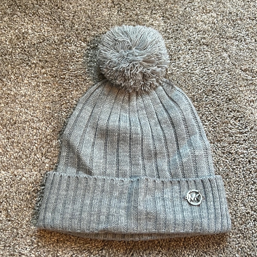 Michael Kors Pom Pom beanie